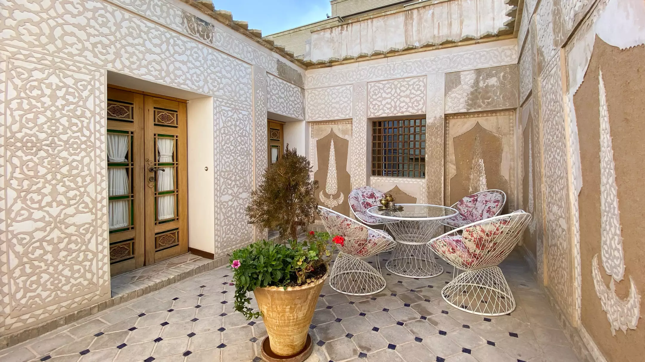 هتل کاخ سرهنگ اصفهان